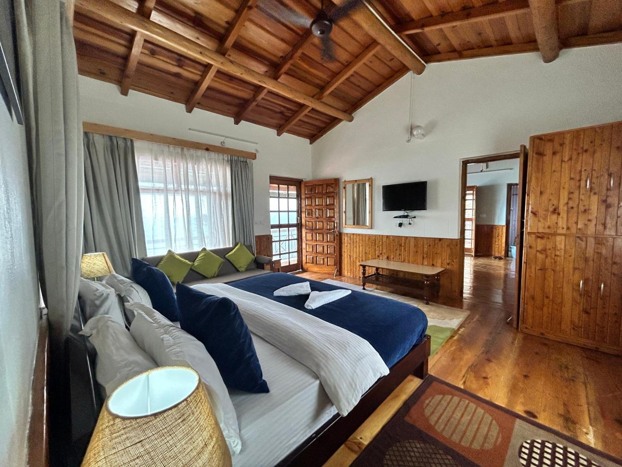Kasar Himalaya Holiday Resort, Binsar Rd Almora Exterior foto