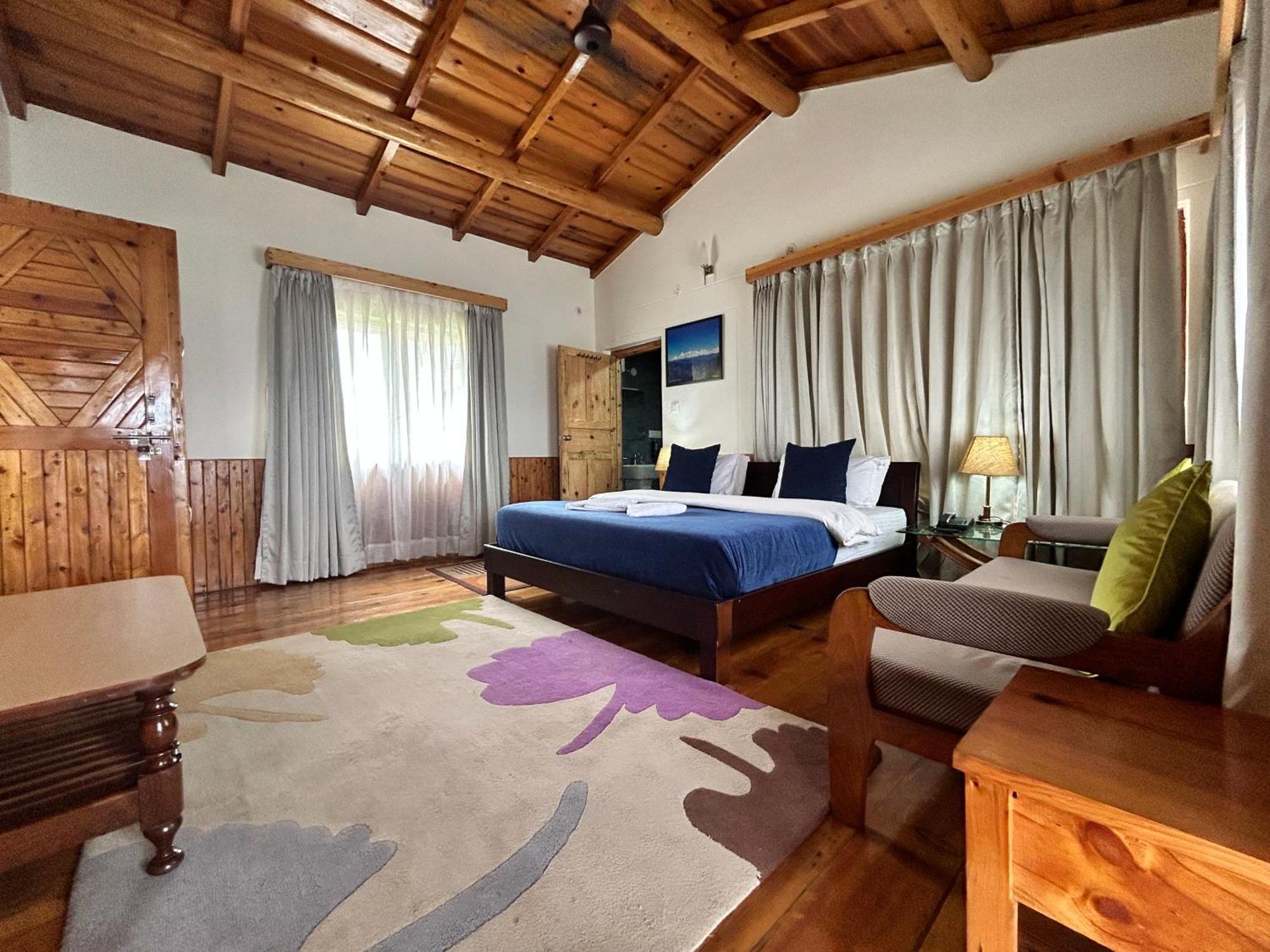 Kasar Himalaya Holiday Resort, Binsar Rd Almora Exterior foto