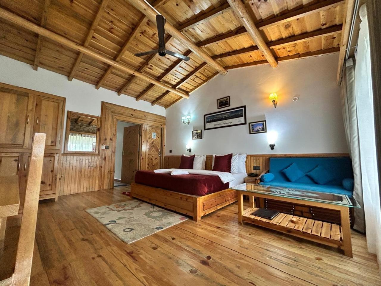 Kasar Himalaya Holiday Resort, Binsar Rd Almora Exterior foto