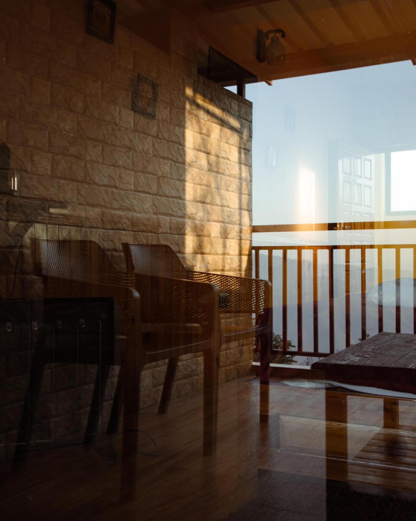 Kasar Himalaya Holiday Resort, Binsar Rd Almora Exterior foto